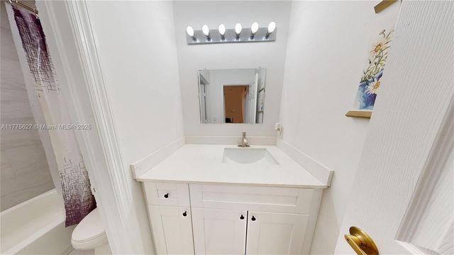 20453 NW 15th Ave 2, Miami Gardens, FL 33169