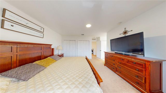 20453 NW 15th Ave 2, Miami Gardens, FL 33169