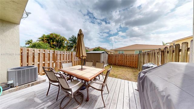 20453 NW 15th Ave 2, Miami Gardens, FL 33169