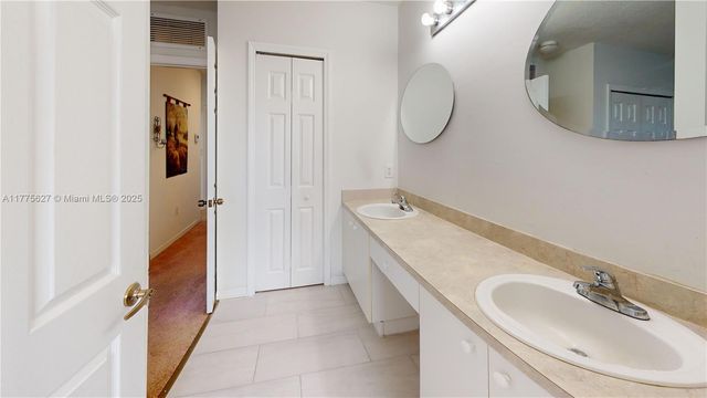 20453 NW 15th Ave 2, Miami Gardens, FL 33169