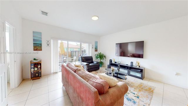 20453 NW 15th Ave 2, Miami Gardens, FL 33169