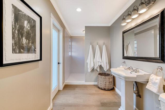 237 Alameda De La Loma, Novato, CA 94949