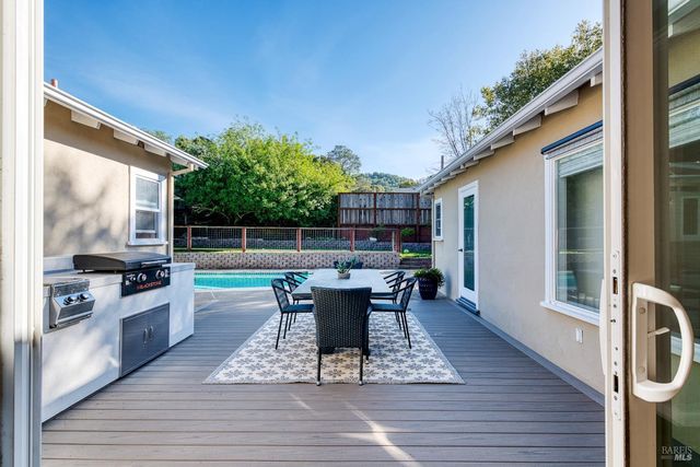 237 Alameda De La Loma, Novato, CA 94949