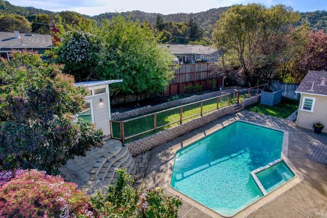 237 Alameda De La Loma, Novato, CA 94949