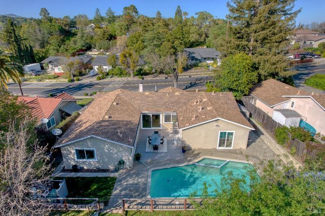 237 Alameda De La Loma, Novato, CA 94949