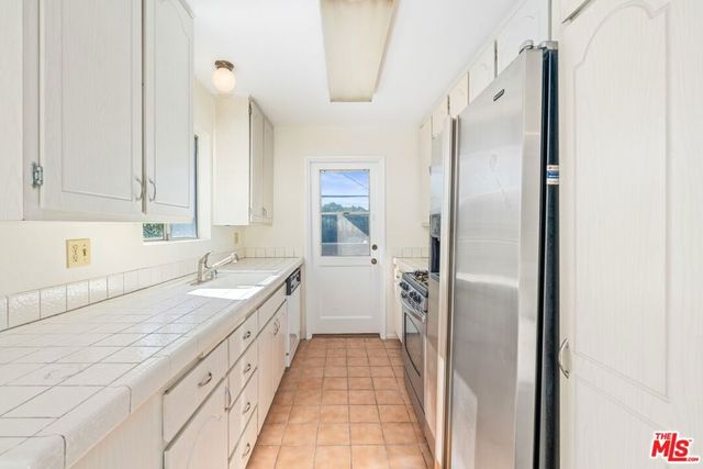 1021 N Crescent Heights Boulevard 205, West Hollywood, CA 90046