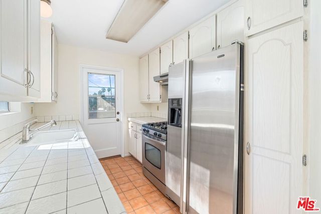 1021 N Crescent Heights Boulevard 205, West Hollywood, CA 90046