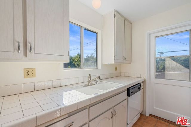 1021 N Crescent Heights Boulevard 205, West Hollywood, CA 90046