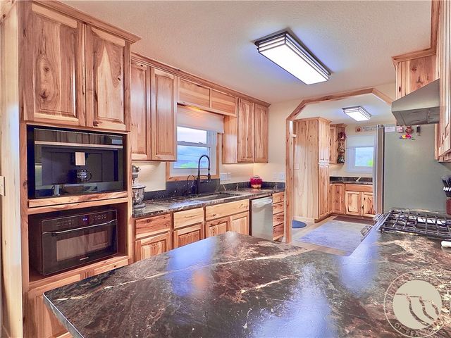 1444 Stallion Route, Billings, MT 59105