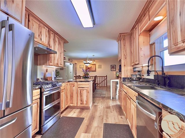 1444 Stallion Route, Billings, MT 59105