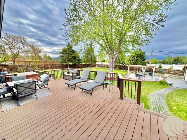 1444 Stallion Route, Billings, MT 59105