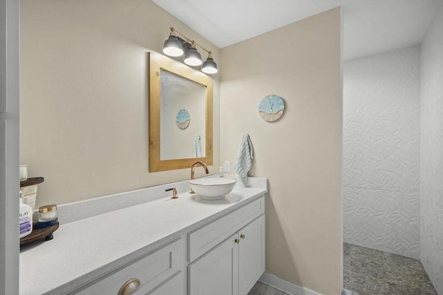 N8776 Island View Drive, New Lisbon, WI 53950