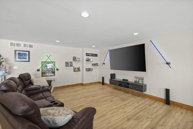 N8776 Island View Drive, New Lisbon, WI 53950