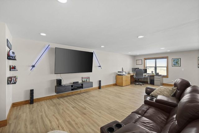 N8776 Island View Drive, New Lisbon, WI 53950