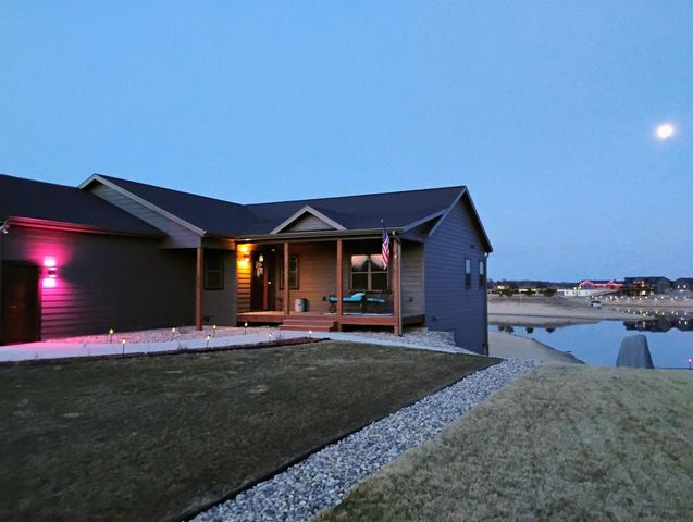 N8776 Island View Drive, New Lisbon, WI 53950