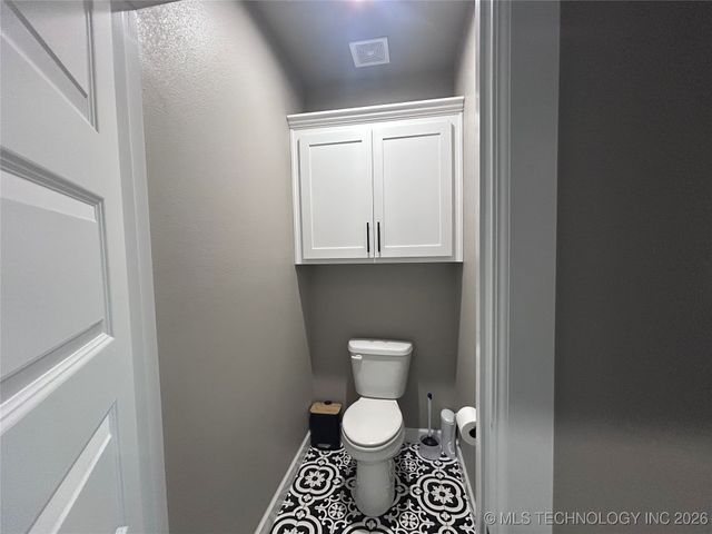 8201 S 13th Street East, Muskogee, OK 74403