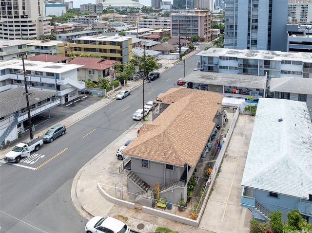 2128 Date Street, Honolulu, HI 96826