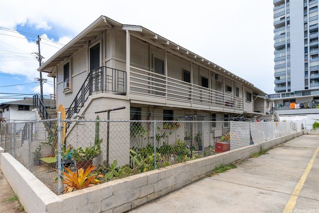 2128 Date Street, Honolulu, HI 96826
