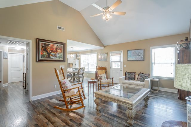 7598 Gawain Path, Ooltewah, TN 37363