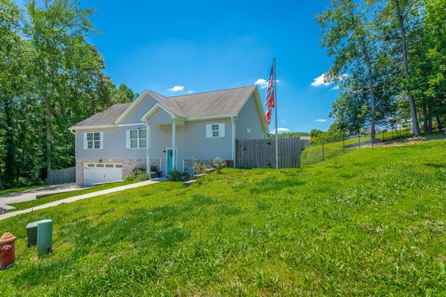 7598 Gawain Path, Ooltewah, TN 37363