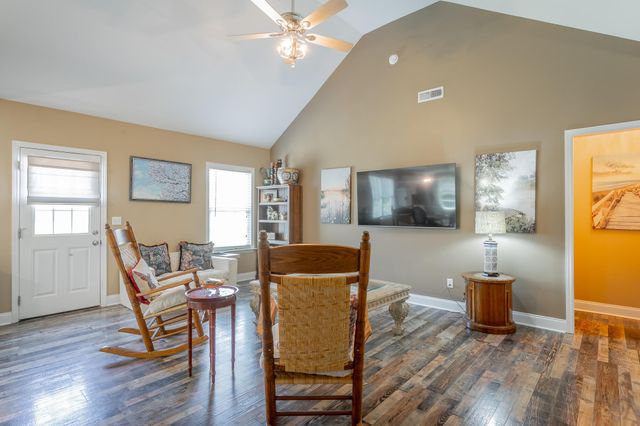 7598 Gawain Path, Ooltewah, TN 37363