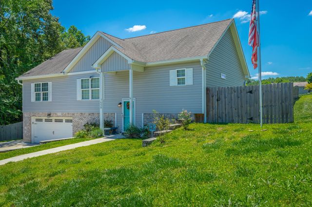 7598 Gawain Path, Ooltewah, TN 37363