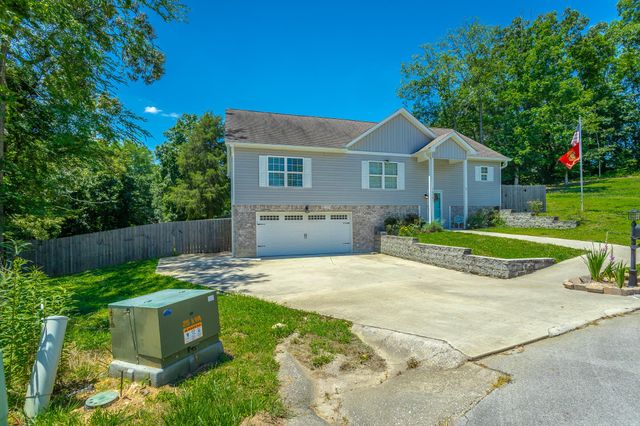 7598 Gawain Path, Ooltewah, TN 37363