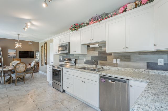 7598 Gawain Path, Ooltewah, TN 37363