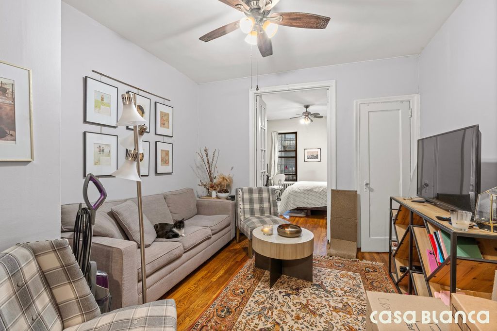 211 E 88th St Apt 2C, New York City, NY 10128