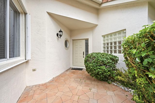 21676 Hammock Point Drive, Boca Raton, FL 33433