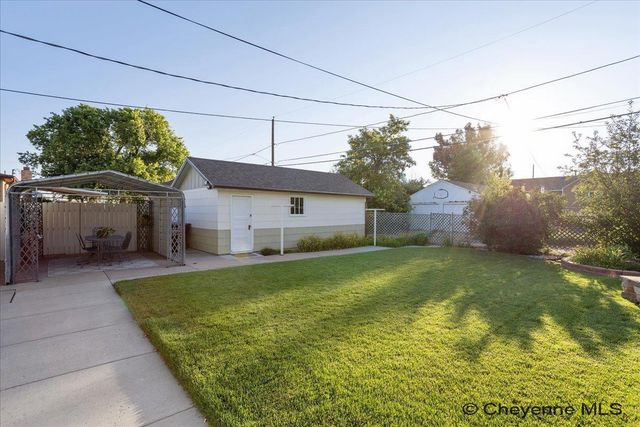119 STANFIELD AVE, Cheyenne, WY 82007