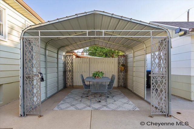 119 STANFIELD AVE, Cheyenne, WY 82007