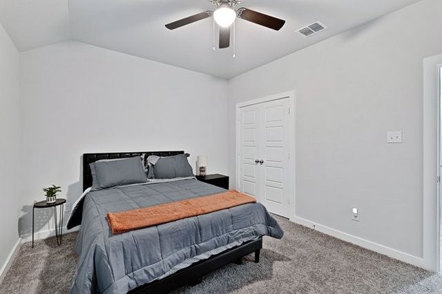 505 Hazeltine Road, Red Oak, TX 75154