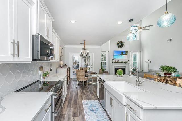 2001 Tacoma Circle, Ridgeville, SC 29472