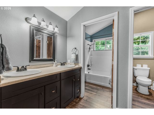44751 Se WILDCAT MOUNTAIN Dr, Sandy, OR 97055