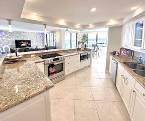 5420 N Ocean Drive 906, Singer Island, FL 33404