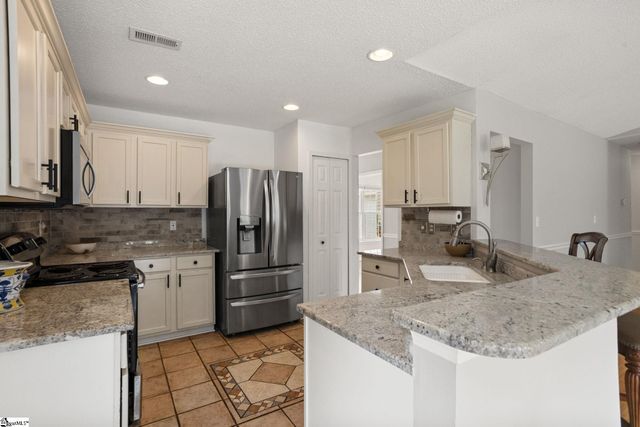 120 Sentinel Court, Simpsonville, SC 29681