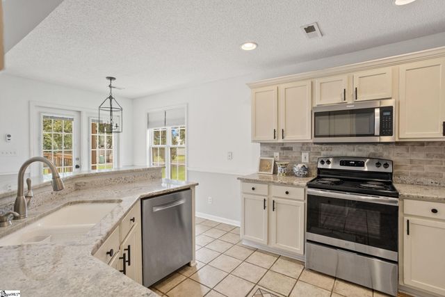 120 Sentinel Court, Simpsonville, SC 29681