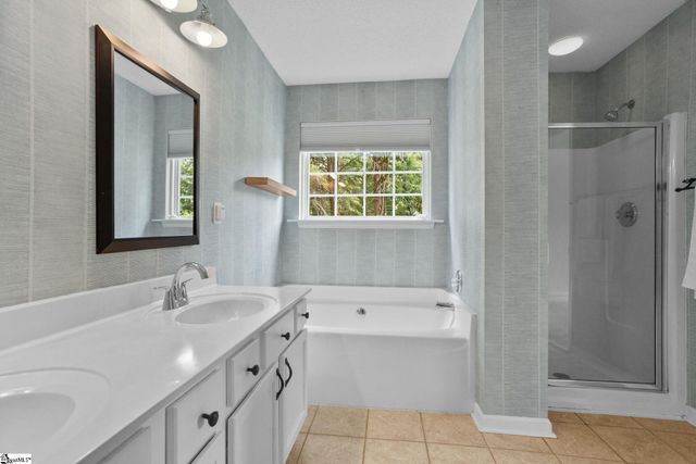 120 Sentinel Court, Simpsonville, SC 29681
