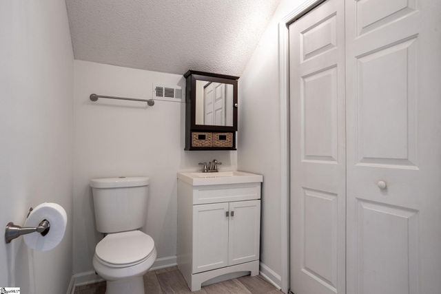 120 Sentinel Court, Simpsonville, SC 29681