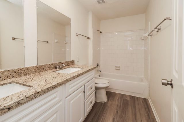 5742 Forest Timbers Drive, Humble, TX 77346