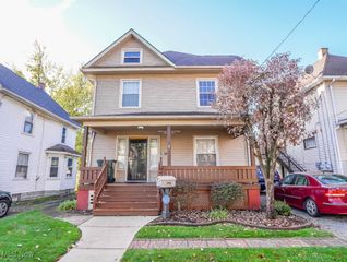 2416 9th Street SW, Canton, OH 44710