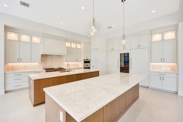 112 Regatta Drive, Jupiter, FL 33477