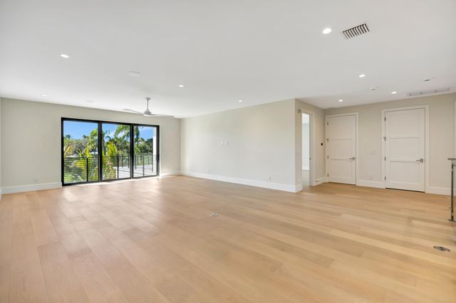 112 Regatta Drive, Jupiter, FL 33477