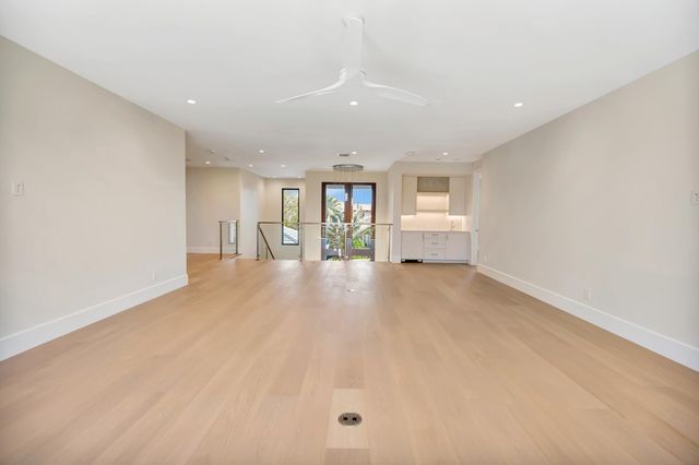 112 Regatta Drive, Jupiter, FL 33477