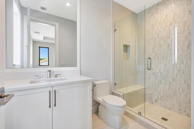 112 Regatta Drive, Jupiter, FL 33477