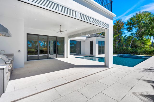 112 Regatta Drive, Jupiter, FL 33477