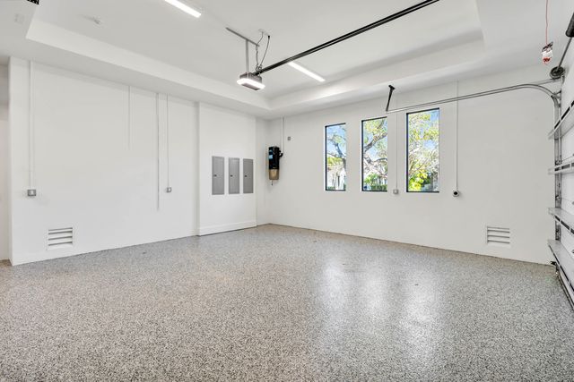 112 Regatta Drive, Jupiter, FL 33477