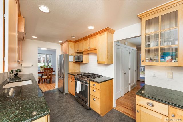 921 Valley Road, Colorado Springs, CO 80904