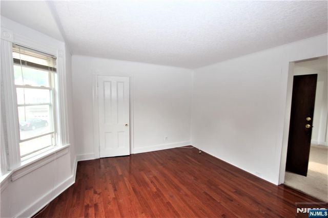 58 Msgr Owens Place, Nutley, NJ 07110